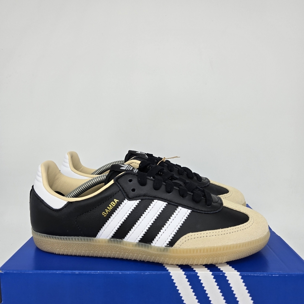 New Adidas Samba OG 'Black White Gum' Women's Shoes Size 6 - Picture 3 of 8